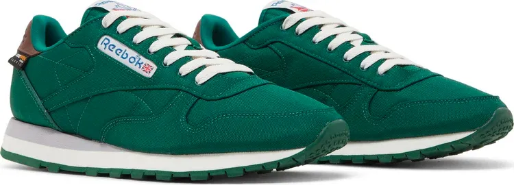 Classic leather 'dark green' Reebok sneakers, green