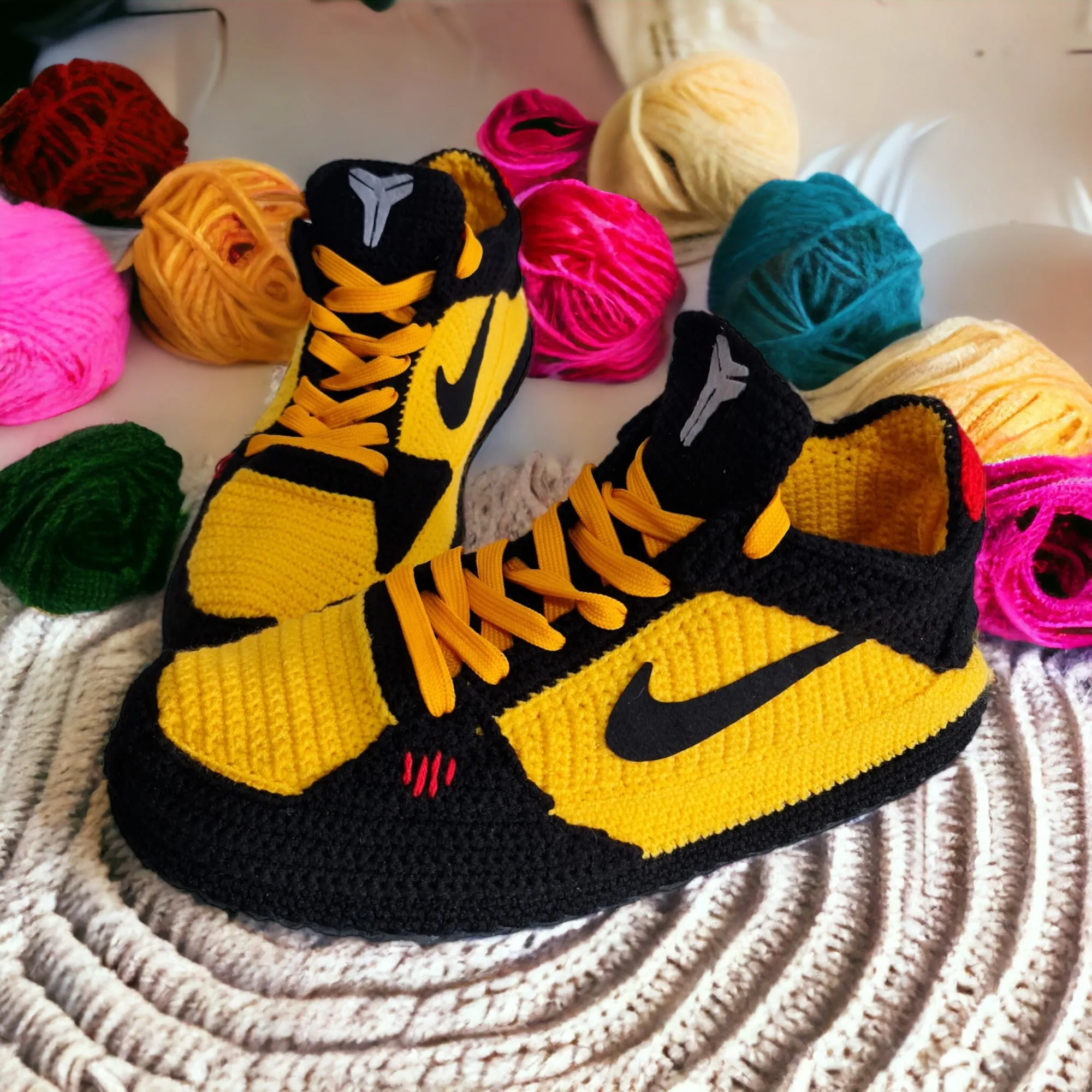 Kobe 5 Bruce-Lee Handmade Knitted Custom Sneaker Slippers, Low-Top Basketball Shoes Plush, Jeet Kune Do, Men & Women Black Mamba 24 Clothes